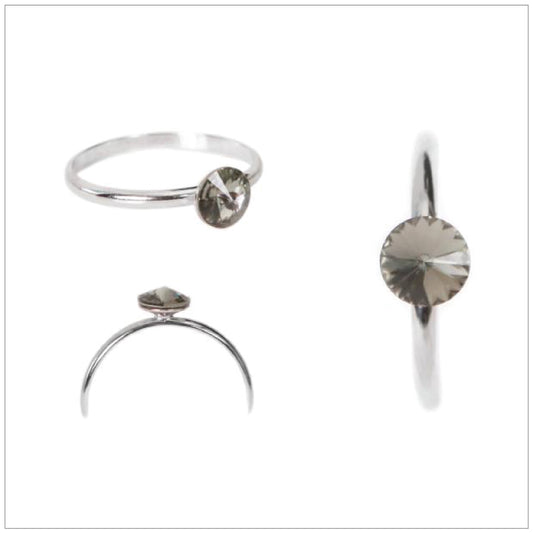 Swarovski Element Petite Ring Black Diamond (Size 50)